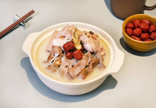 【新品上市】家宴-胡椒蓮藕豬肚雞湯